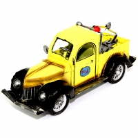 Модель старинного автомобиля пикапа 1205 Decos