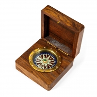 Лучший компас морской роза ветров 3787В Two Captains