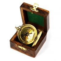 Компас подарунковий в шкатулці з дерева NI116C.1 Two Captains
