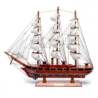 Модель парусника деревянная 50 см 26963 Two Captains
