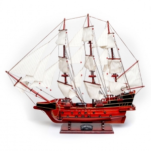 Модель парусника Spanish Galeon 95 см 8083 Модель парусника Spanish Galeon 95 см 8083