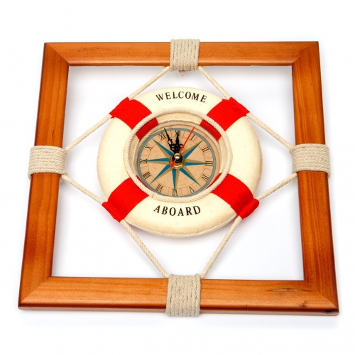 Часы  спасательный круг в деревянной рамке K014 Two Captains