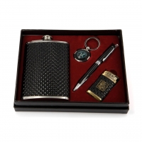 Подарунковий набір фляга в шкірі пресованої брелок запальничка ручка A118 Hip Flask
