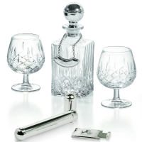 Набор для коньяка штоф и 2 бокала, гильотина и футляр для сигар Chinelli 2850 Набор для коньяка штоф и 2 бокала, гильотина и футляр для сигар Chinelli 2850