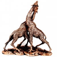 Статуэтка пара влюбленных жирафов E596 Classic Art Статуэтка пара влюбленных жирафов E596 Classic Art