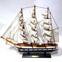 Модель корабля 50см 9857 Two Captains