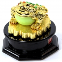 Статуетка жаби - трехлапая жаба на грошах Фен Шуй 