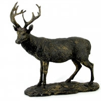 статуетка олень 