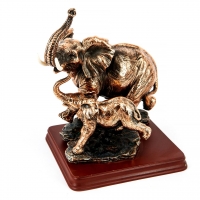 Статуэтка слон и слонёнок EW540 Classic Art Статуэтка слон и слонёнок EW540 Classic Art