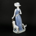 Фарфорова статуетка дівчина з двома собаками 0004 Classic Art