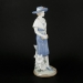 Красива порцелянова статуетка дама з сумочкою 0350 Classic Art