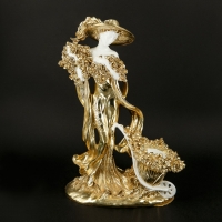 Статуетка жінки з покриттям під золото 10199 Classic Art