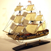 Модель корабля Royal Caroline 45 см С21-2 Two Captains