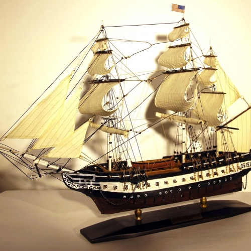 Модель корабля Constitution 45 см С20-2 Two Captains
